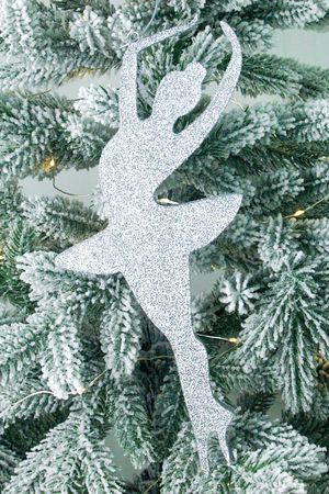 Игрушка для уличной елки Балерина, пеноплекс, серебряная, 30 см, МанузинЪ