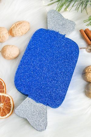 Елочное украшение КОНФЕТА с блестками, синяя, пеноплекс, 25 см, МанузинЪ