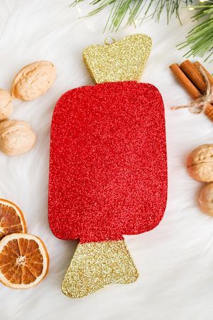 Елочное украшение КОНФЕТА с блестками, красная, пеноплекс, 40 см, МанузинЪ