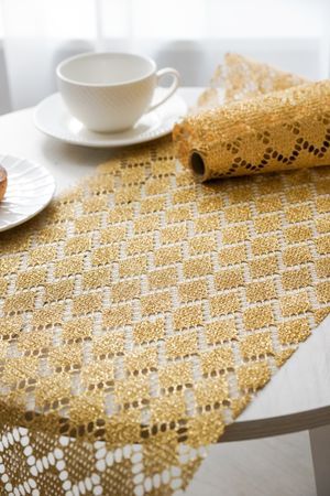 Ткань для декорирования НЭТТИ ПИКУЭНО,  полиэстер, золотой, 150х28 см, Купман Интернешнл (Koopman International)