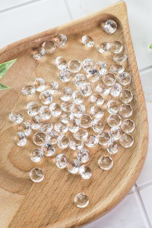 Камушки фигурные для декорирования БРИЛЛИАНТОВЫЙ МОТИВ, акрил, средние, 70 г, Koopman International