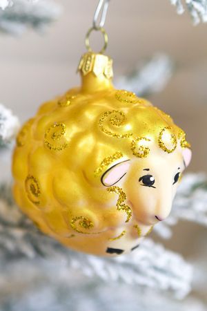 Ёлочная игрушка ЗОДИАК: БАРАШЕК ОБЛАЧКО, стекло, золотая, 80 мм, Елочка