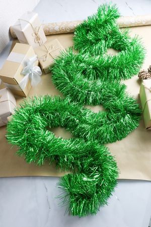 Мишура ПРАЗДНИЧНАЯ, 12.5 см х 2 м, зеленая, Морозко (Morozco)