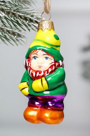 Стеклянная ёлочная игрушка ГНОМ ЗУК СО СНЕЖНОЙ БОРОДОЙ, подарочная упаковка, 10 см, Коломеев