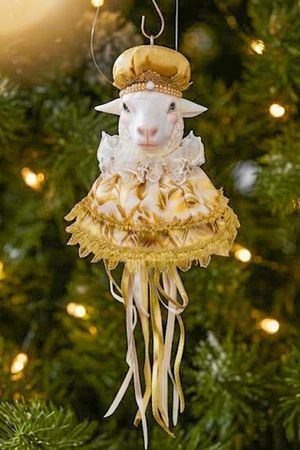 Ёлочная игрушка ОВЕЧКА ПАТРИЦИЯ - КОРОЛЕВСКАЯ ПАСТОРАЛЬ, полистоун, текстиль, 45 см, Кристмас Делюкс (Christmas Deluxe)