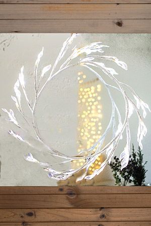 Светодиодный ВЕНОК С ЛИСТЬЯМИ, 48 холодных белых LED, 30 см, BEAUTY LED