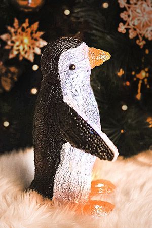 Светящаяся фигурка ГОСТЕПРИИМНЫЙ ПИНГВИН, цветной акрил, 20 холодных белых LED-огней, 32 см, уличный, Kaemingk (Lumineo)