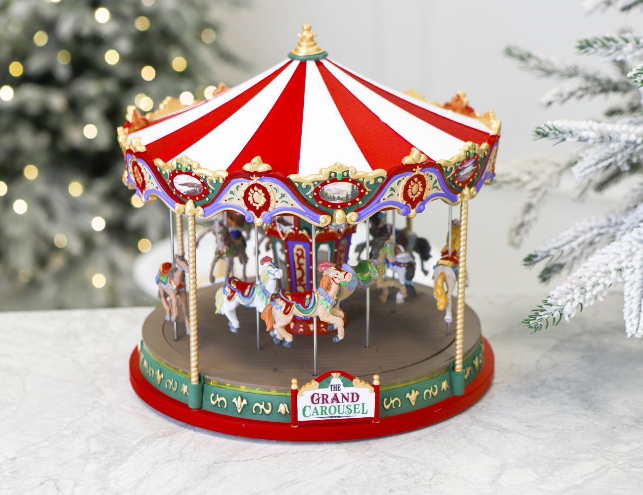 Увеличить фотографию