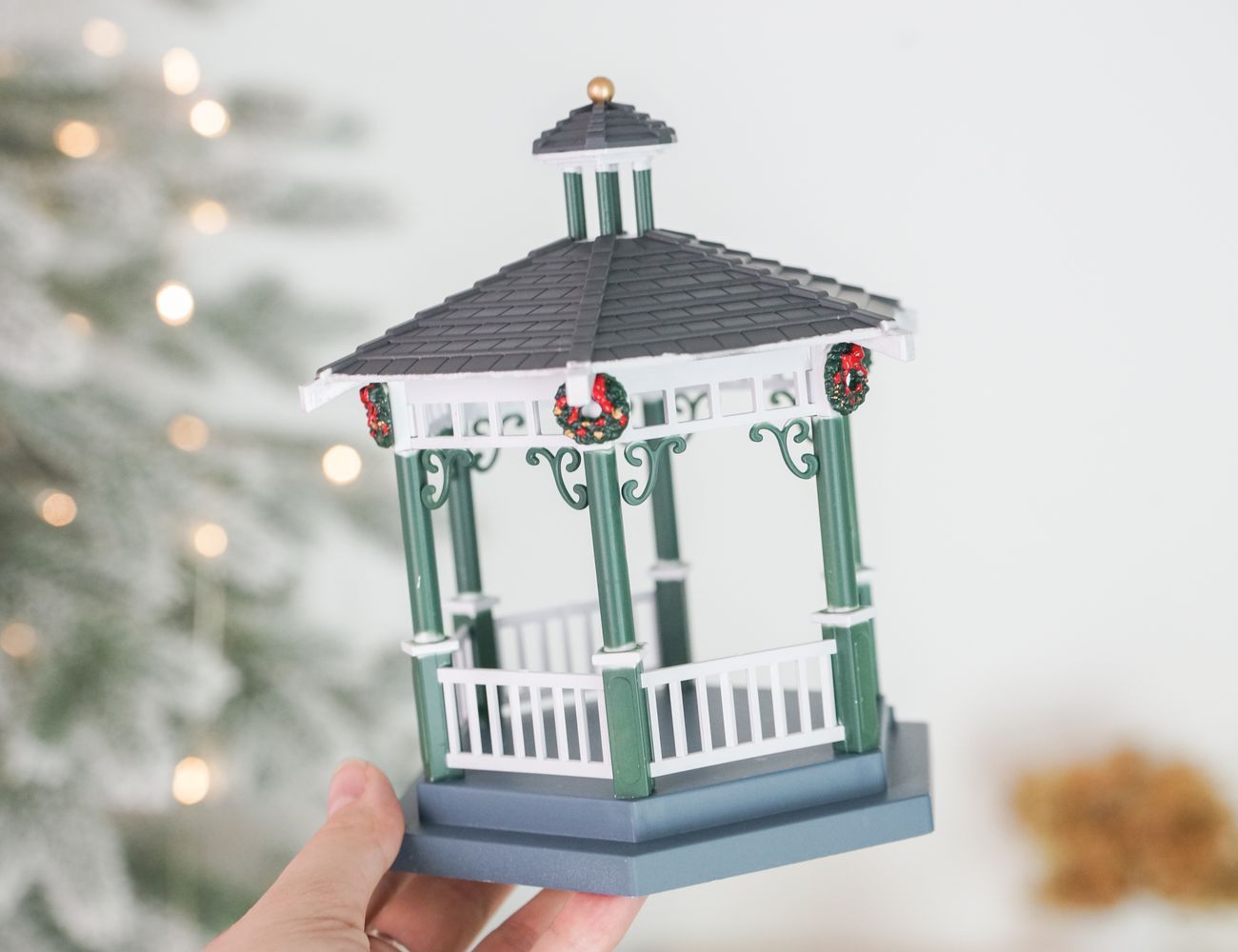 Увеличить фотографию