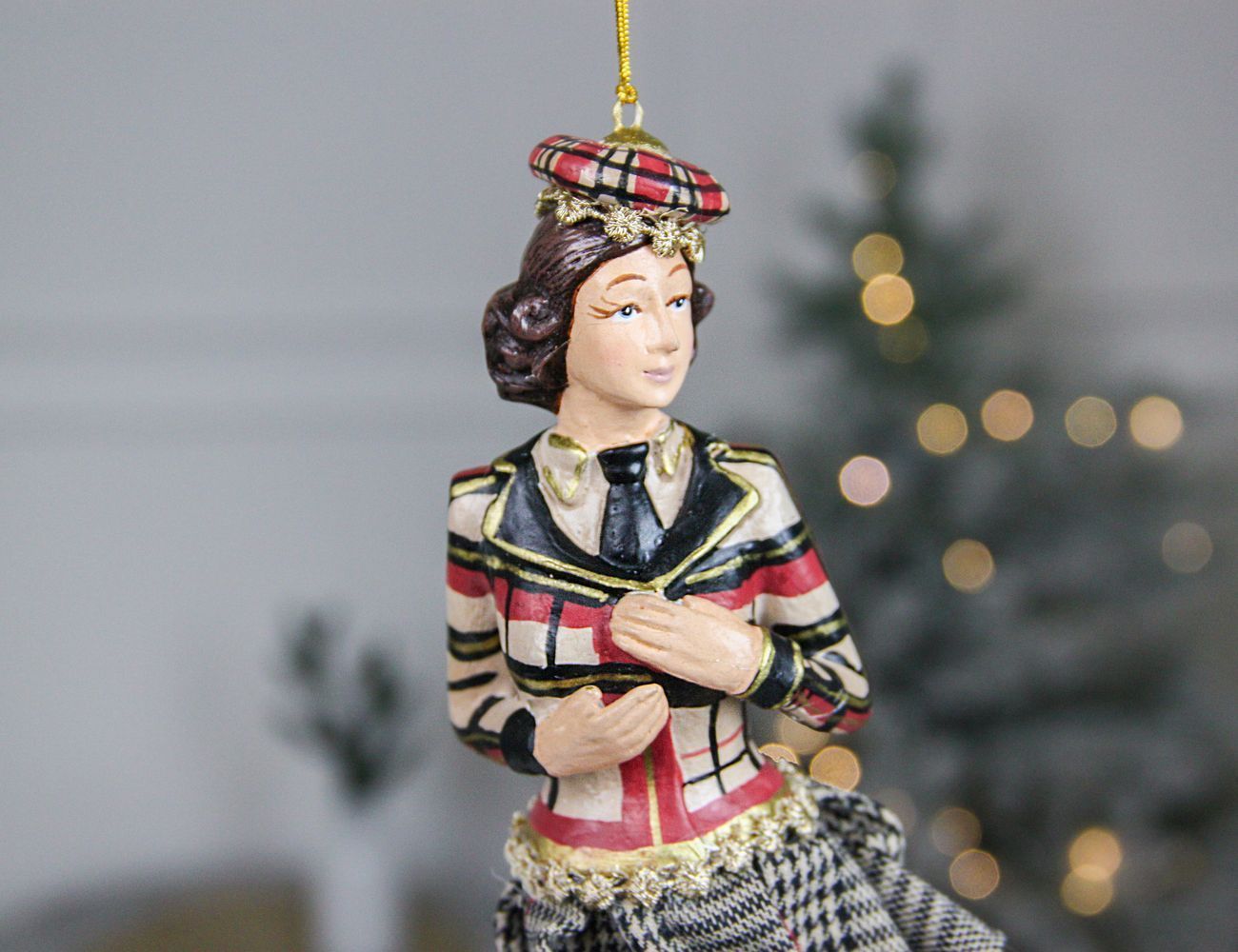 Увеличить фотографию