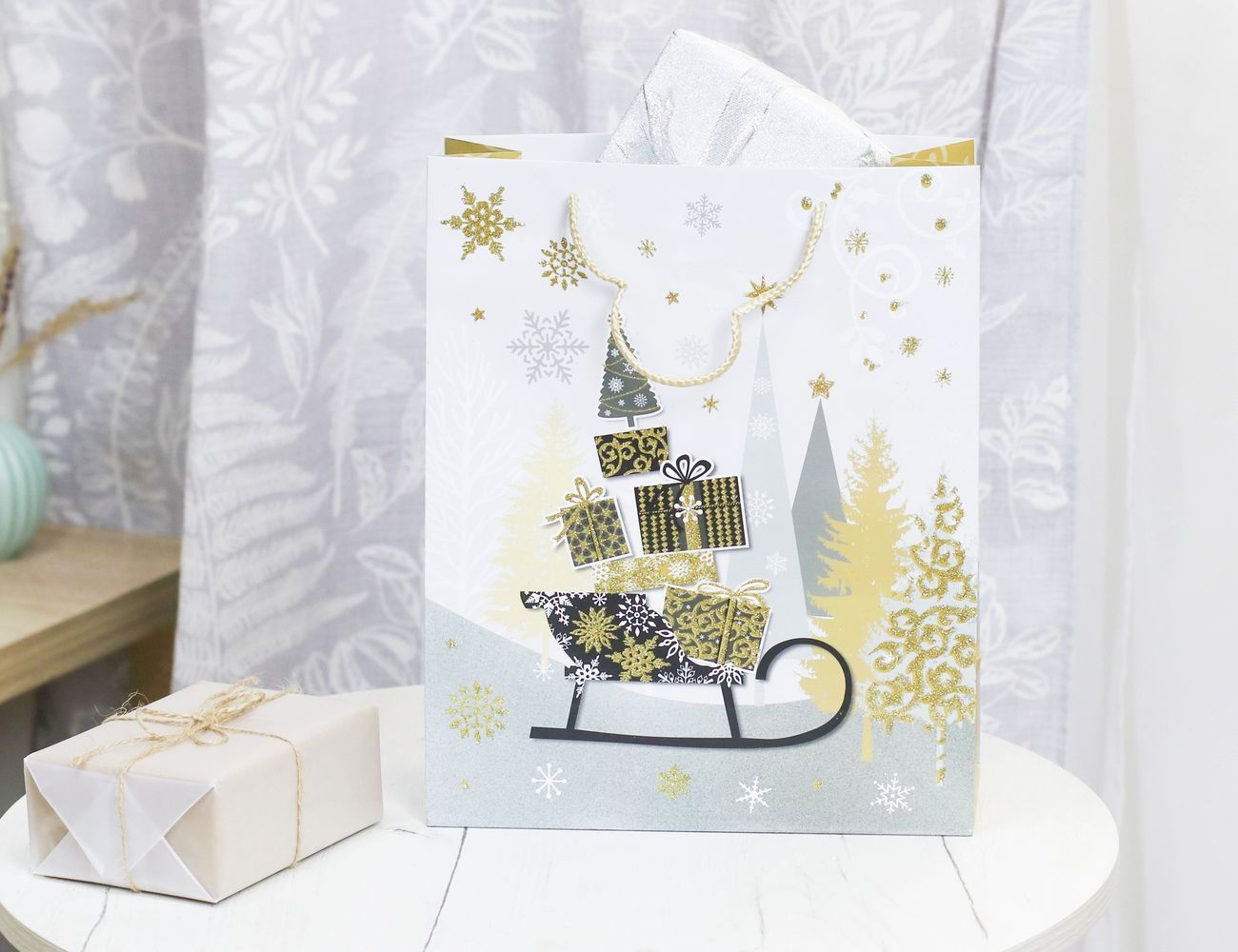 Увеличить фотографию