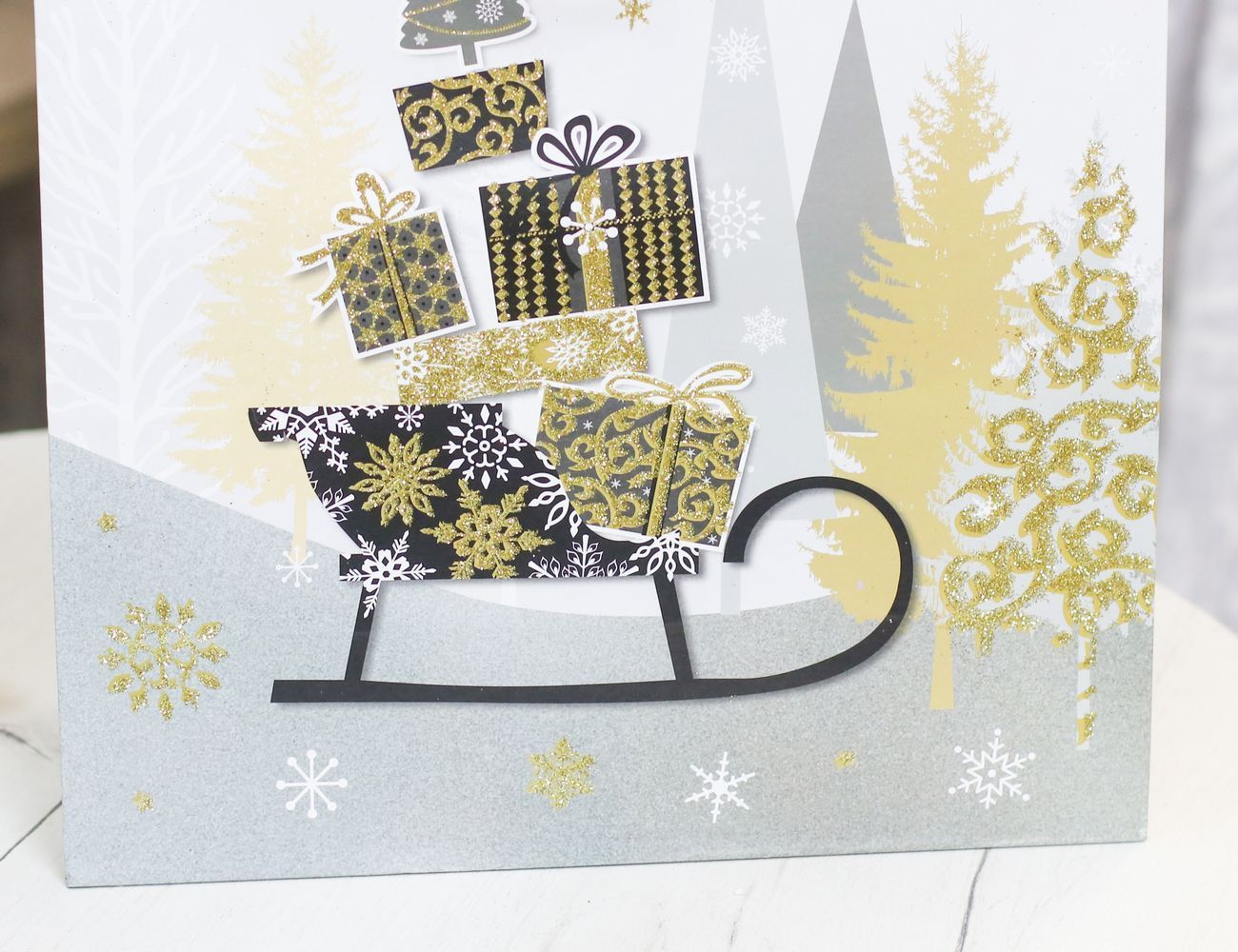 Увеличить фотографию