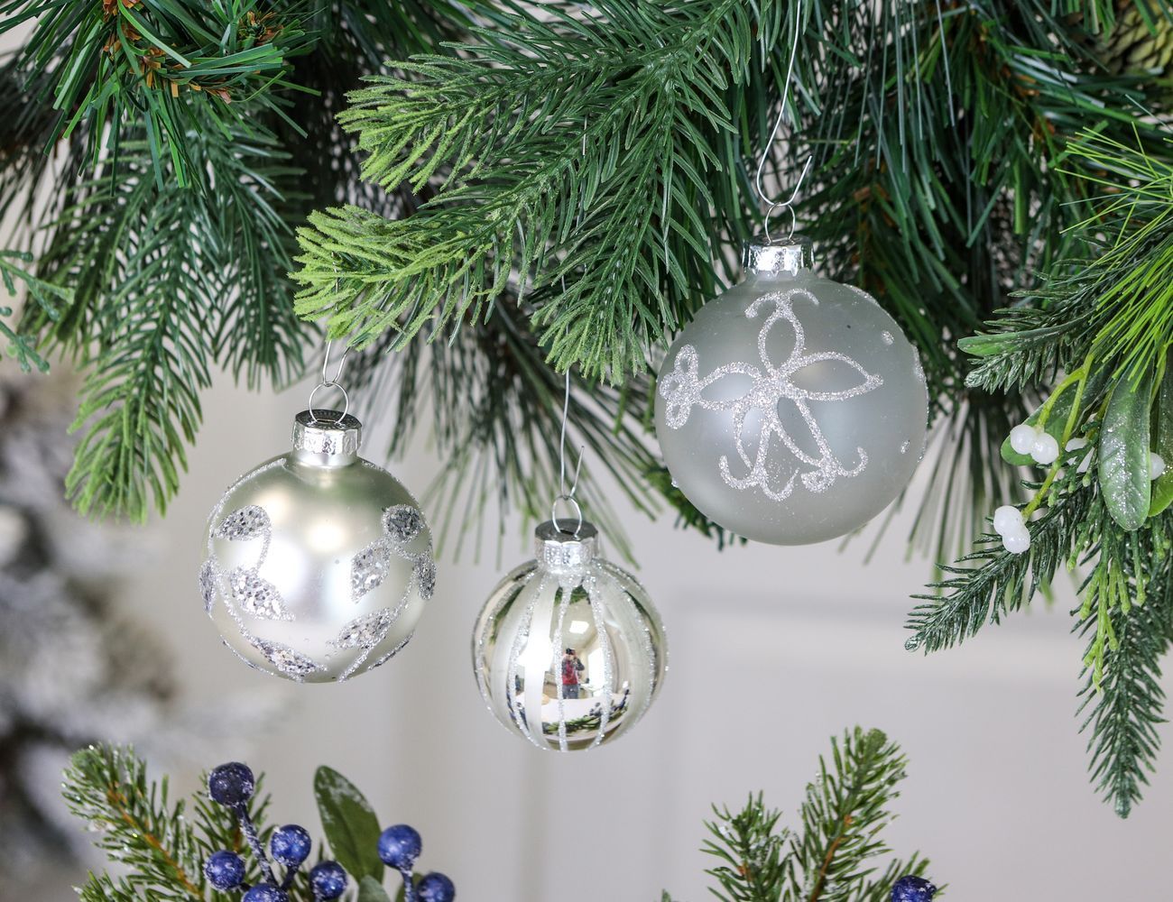 Увеличить фотографию