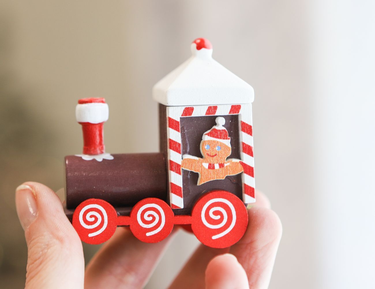 Увеличить фотографию