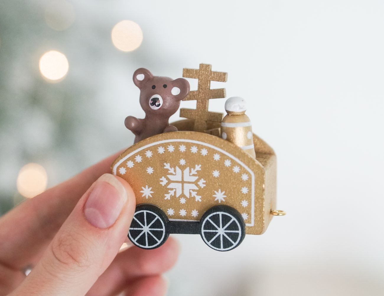 Увеличить фотографию