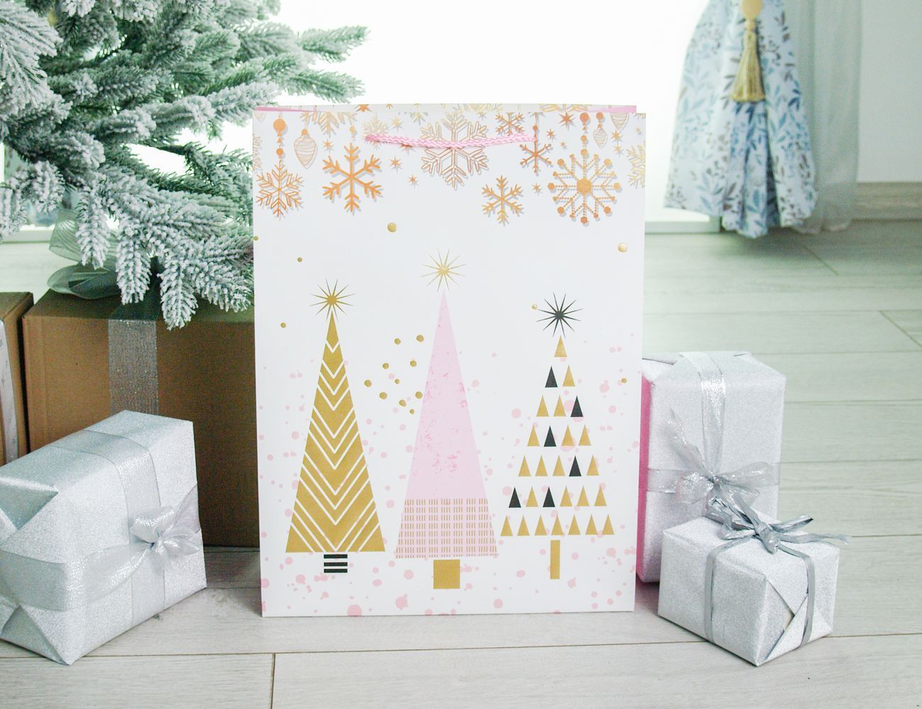 Увеличить фотографию