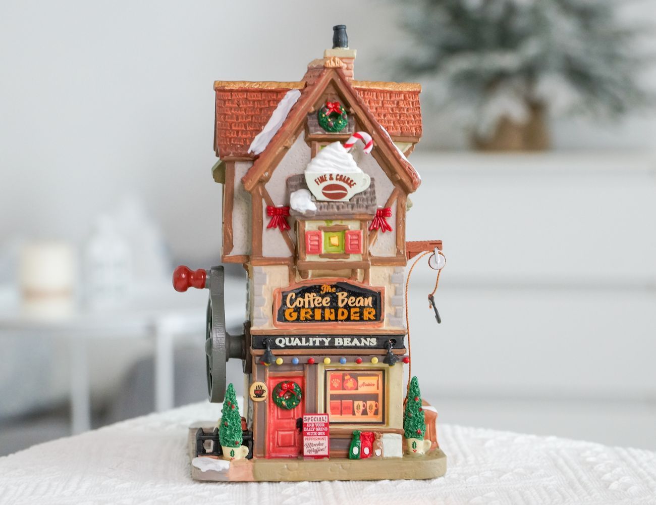 Увеличить фотографию