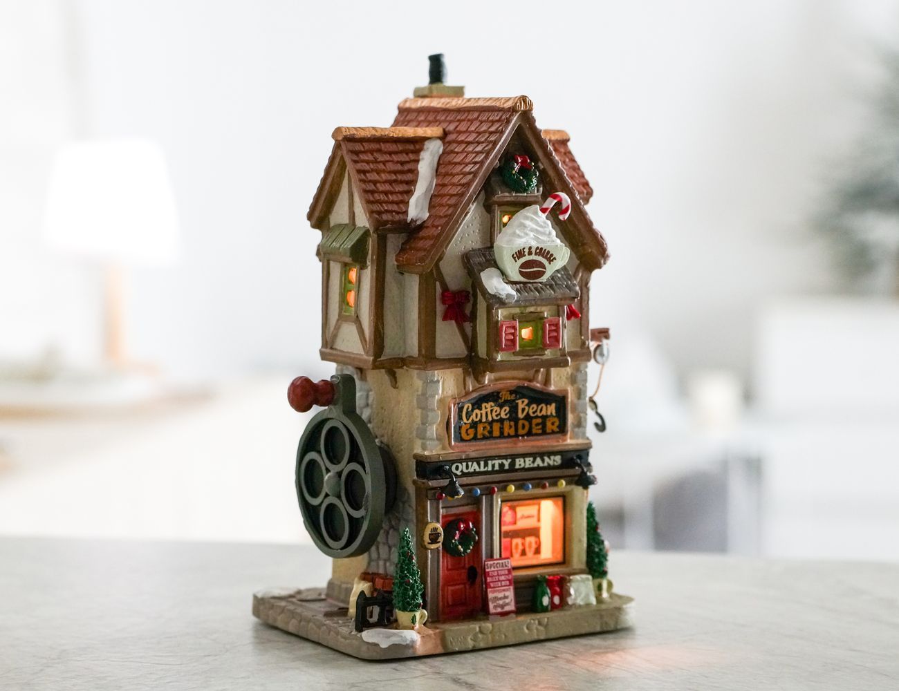 Увеличить фотографию