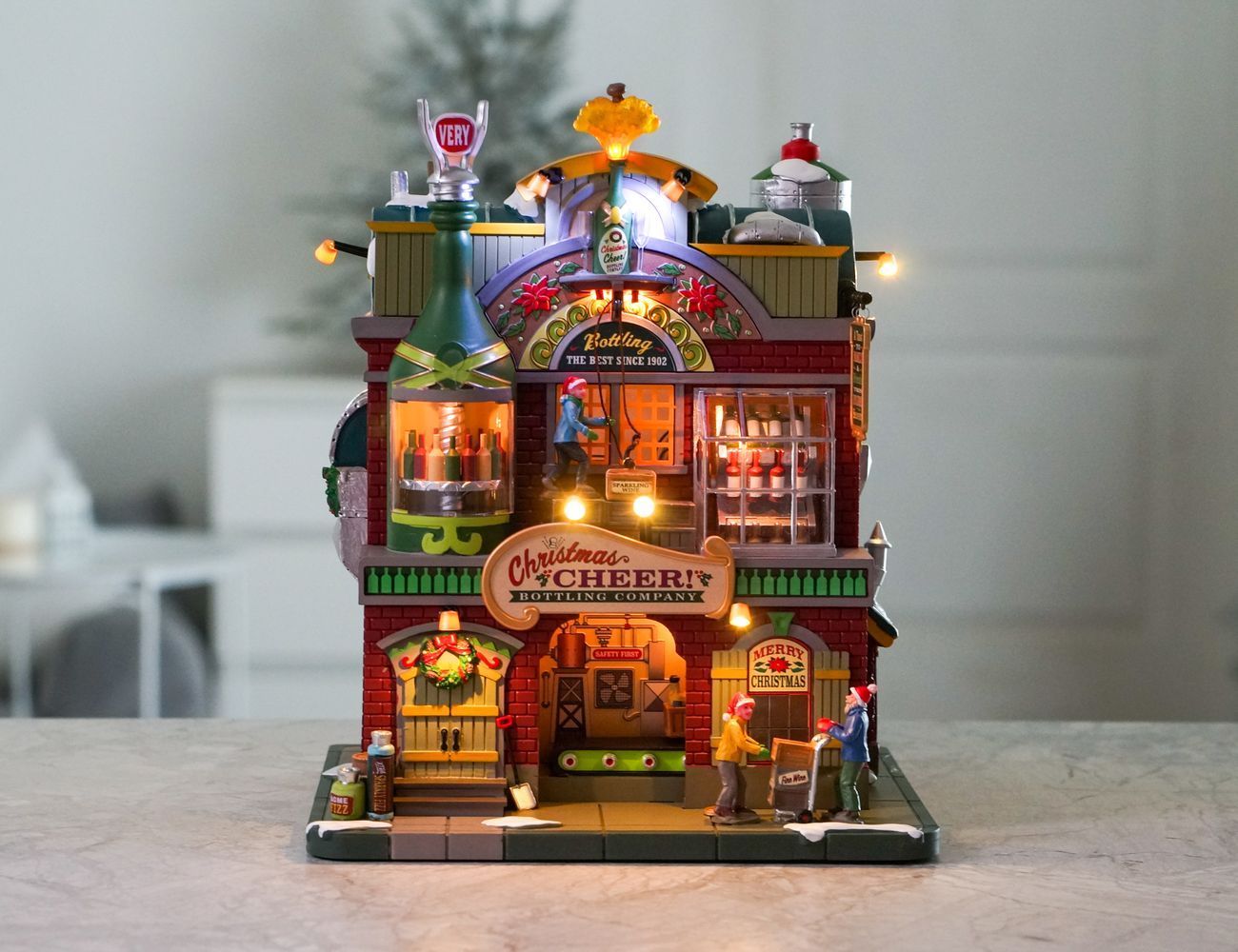 Увеличить фотографию