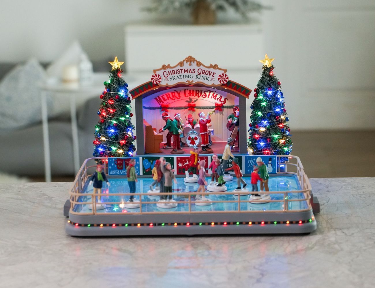 Увеличить фотографию