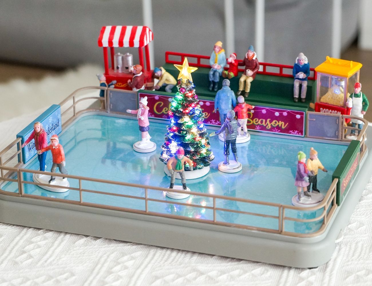 Увеличить фотографию