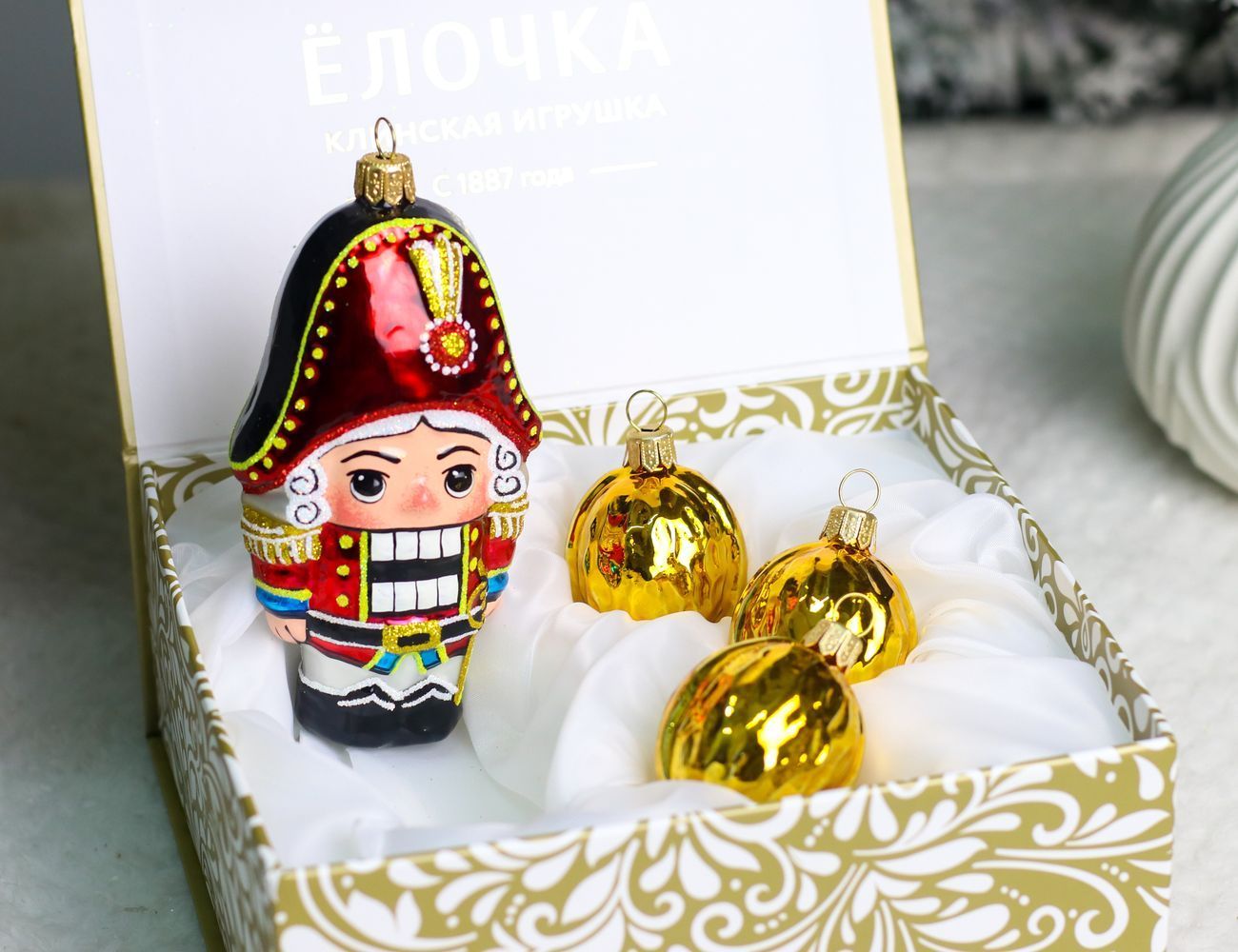 Увеличить фотографию