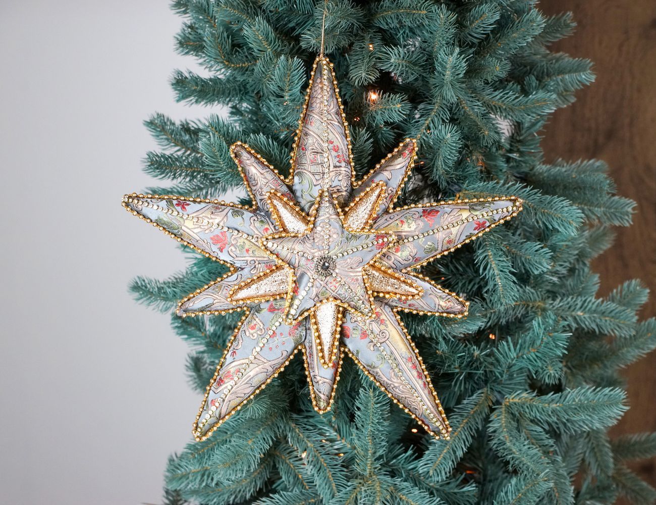 Увеличить фотографию