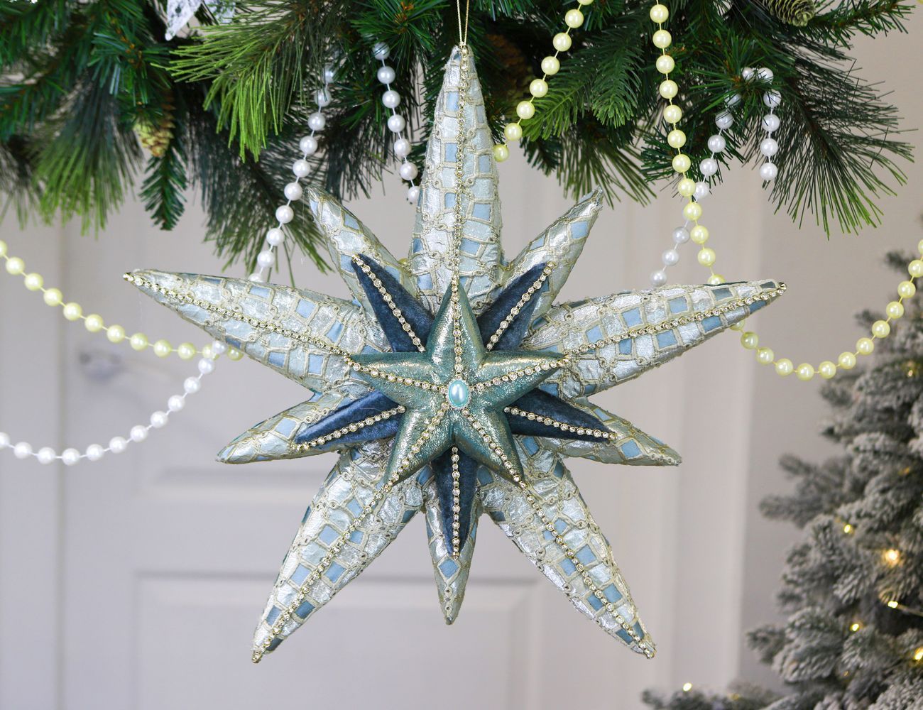 Увеличить фотографию