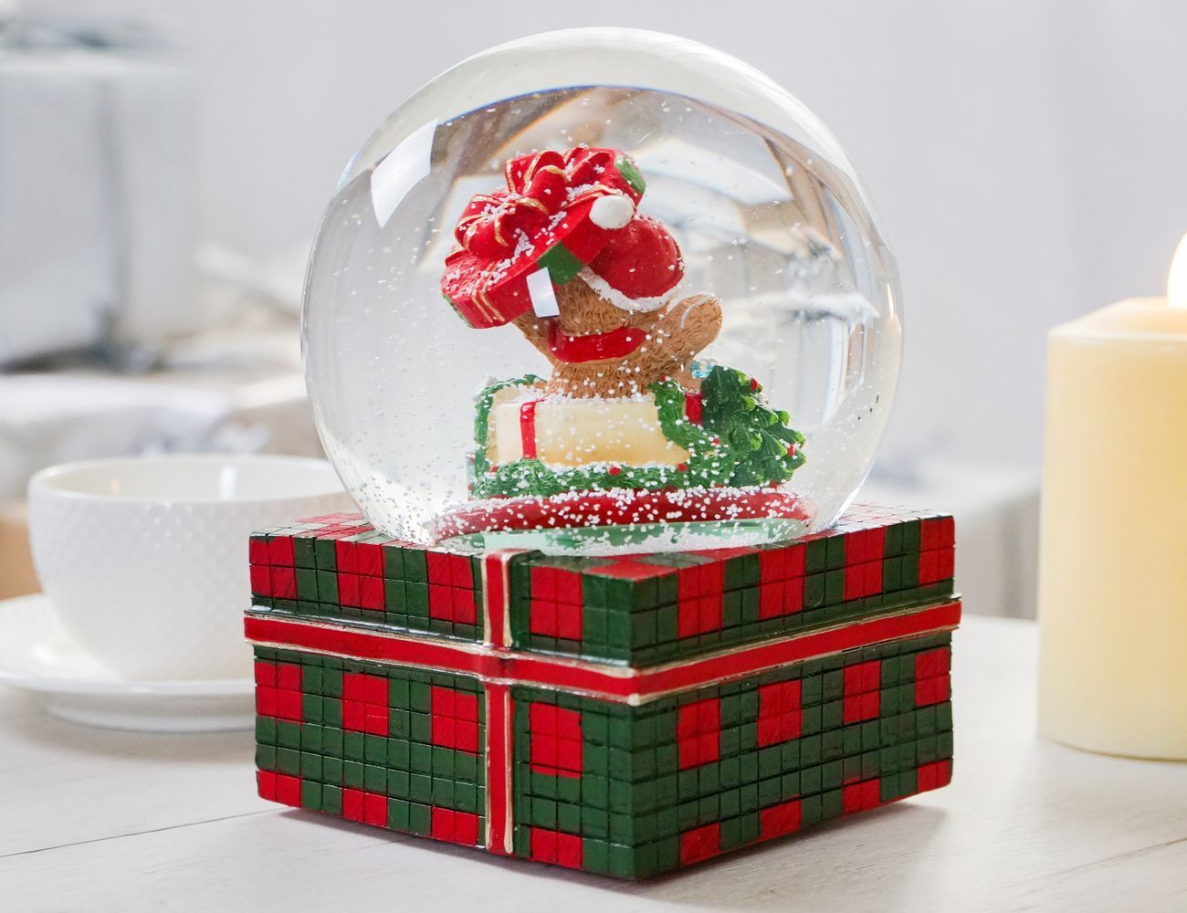 Увеличить фотографию